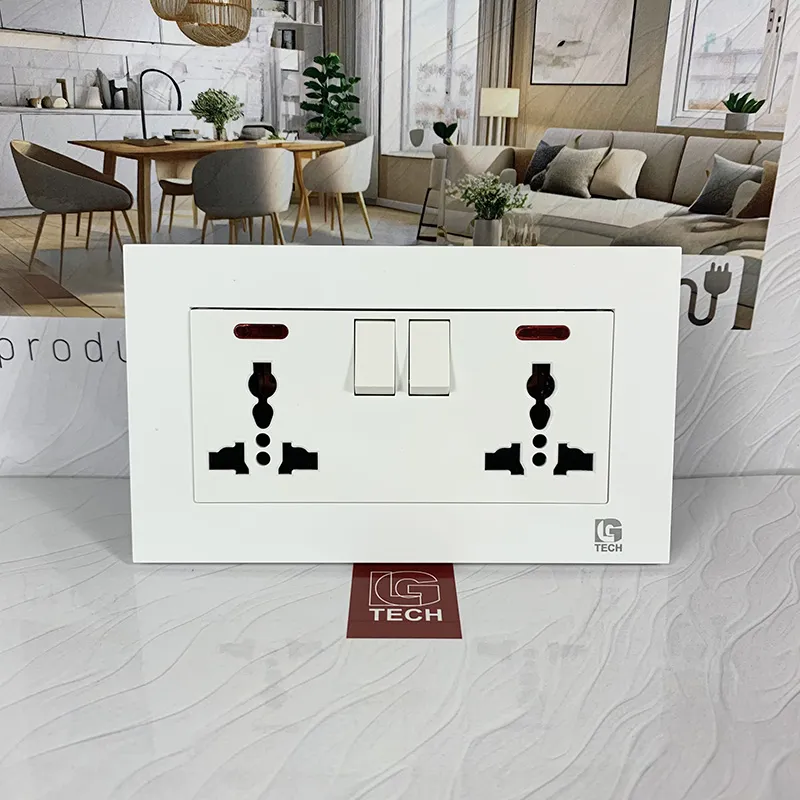 Ổ cắm điện đôi có công tắc 3 chấu đa năng LG Tech LG-F21-065 - 2