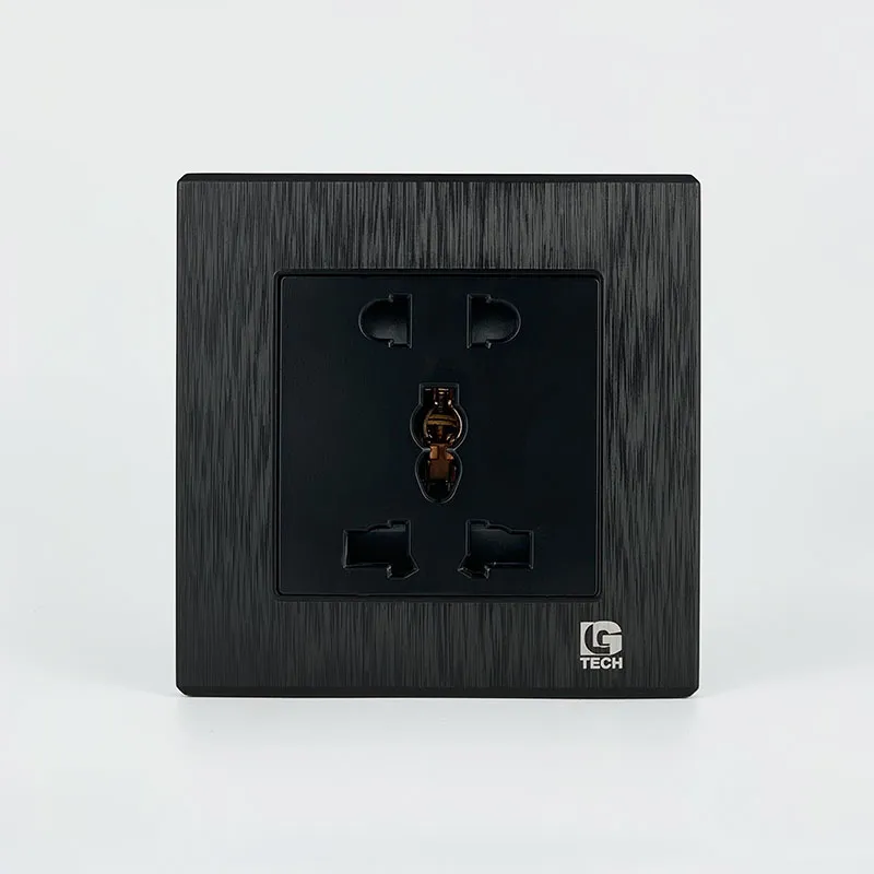 Ổ điện âm tường 5 chấu đa chuẩn màu đen LG Tech LG-B21-018