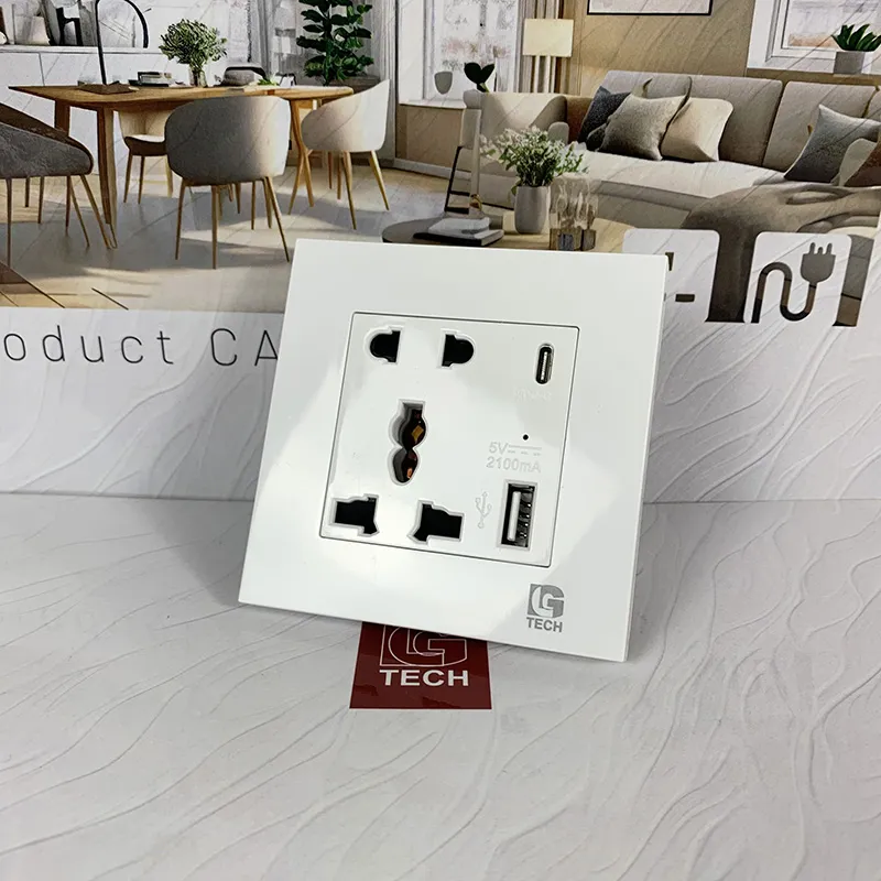 Ổ cắm điện có cổng Type C 10W và USB 5V/2.1A LG Tech LG-F21-150 - 4