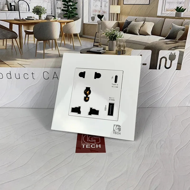 Ổ điện 5 chấu có cổng Type C 18W và USB 5v/3.1A sạc nhanh LG-F21-150F - 4