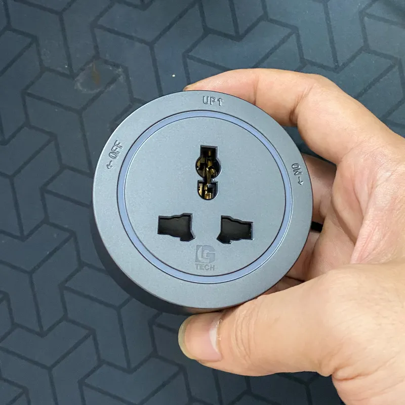 Ổ cắm đa năng cho thanh trượt 3 chấu màu ghi LG-GD10-07Gr - Thế hệ hai - 4