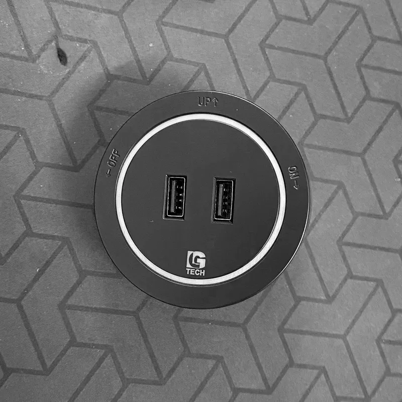 Ổ cắm đa năng cho ray trượt 2 cổng USB màu đen LG-GD10-04B - Thế hệ hai - 6