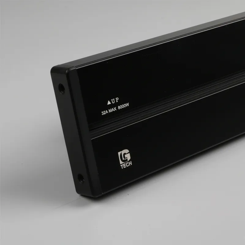 Ổ cắm thanh ray nổi màu đen 32A 8000W LG Tech - Thế hệ hai - 4