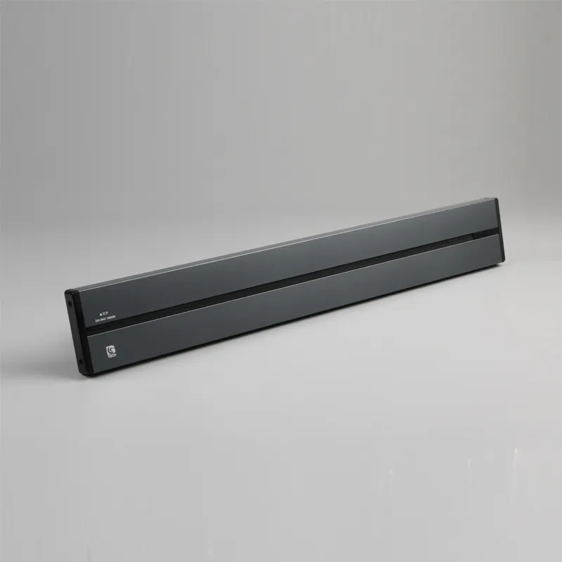 Ổ cắm thanh ray nổi màu ghi 32A 8000W LG Tech