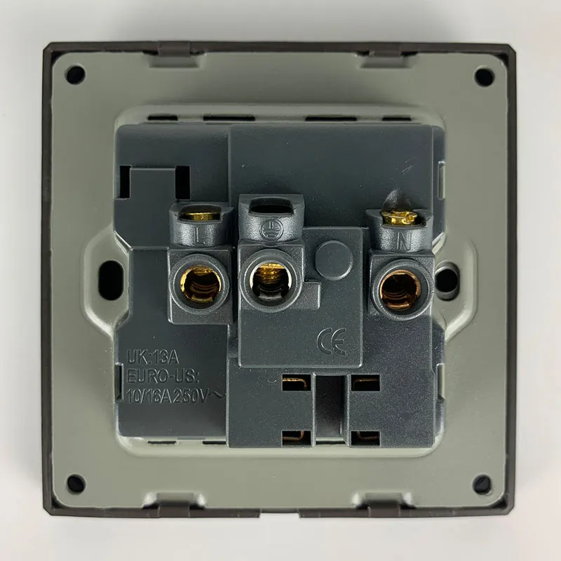 Ổ cắm điện 5 chấu có công tắc an toàn và đèn báo màu đen LG Tech LG-B21-021