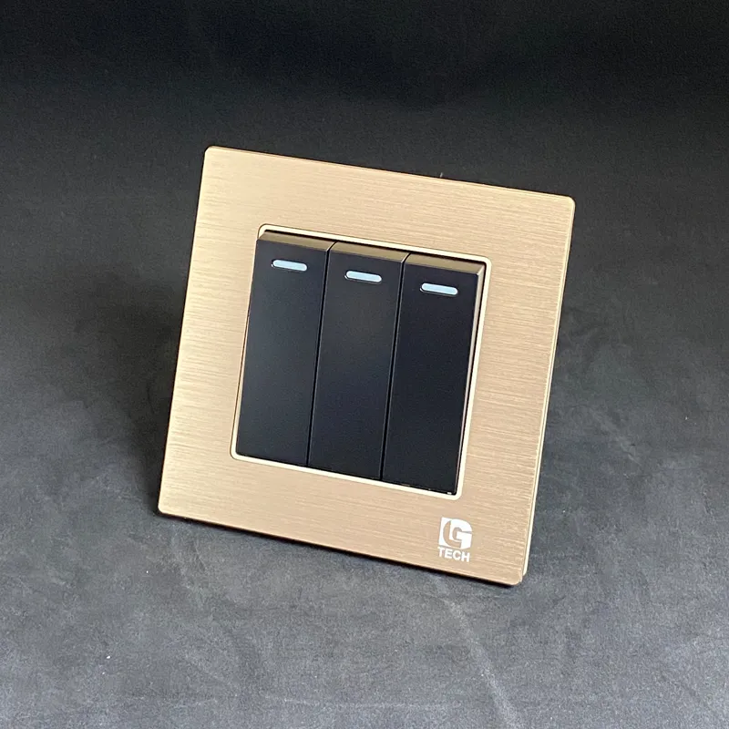 Công tắc điện ba 1 chiều, chuẩn vuông, viền vàng nhân đen LG Tech mã LG-F71G-003 - 4