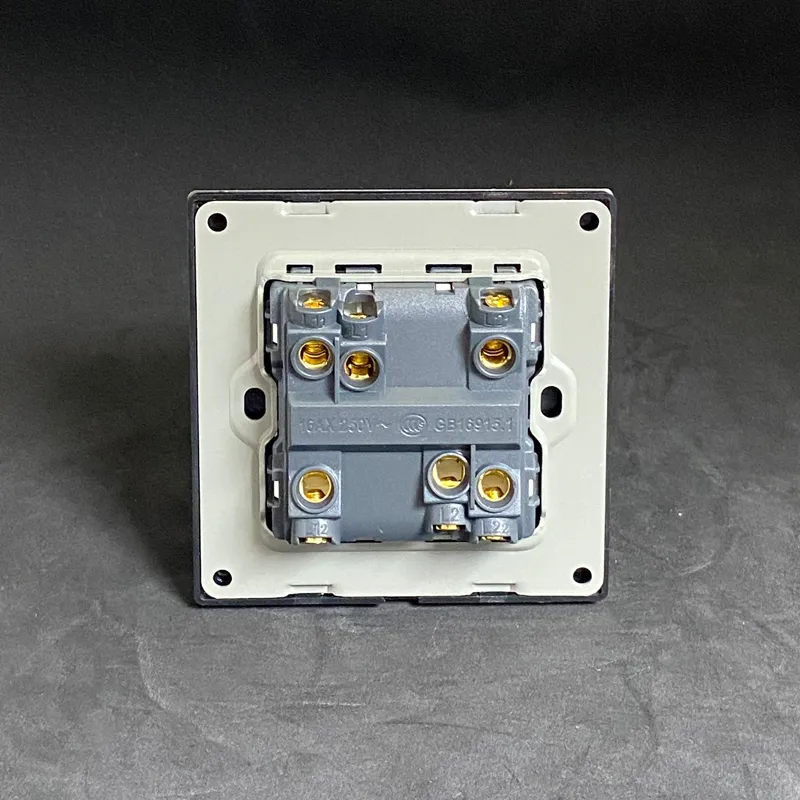 Công tắc điện đôi 2 chiều, chuẩn vuông, viền vàng nhân đen LG Tech mã LG-F71G-002N - 2
