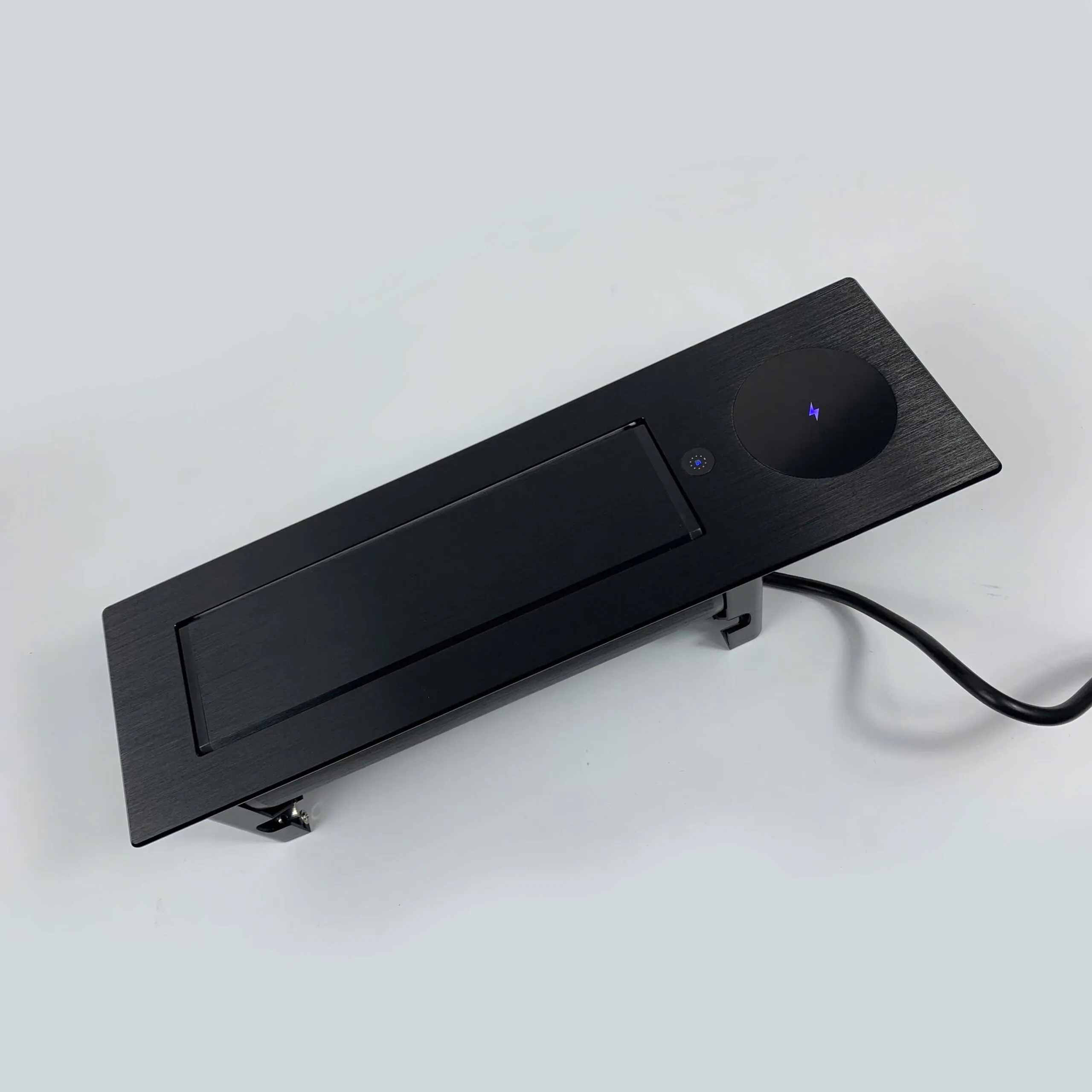 Ổ điện âm bàn màu đen LG Tech LG-LK600G-B - 5